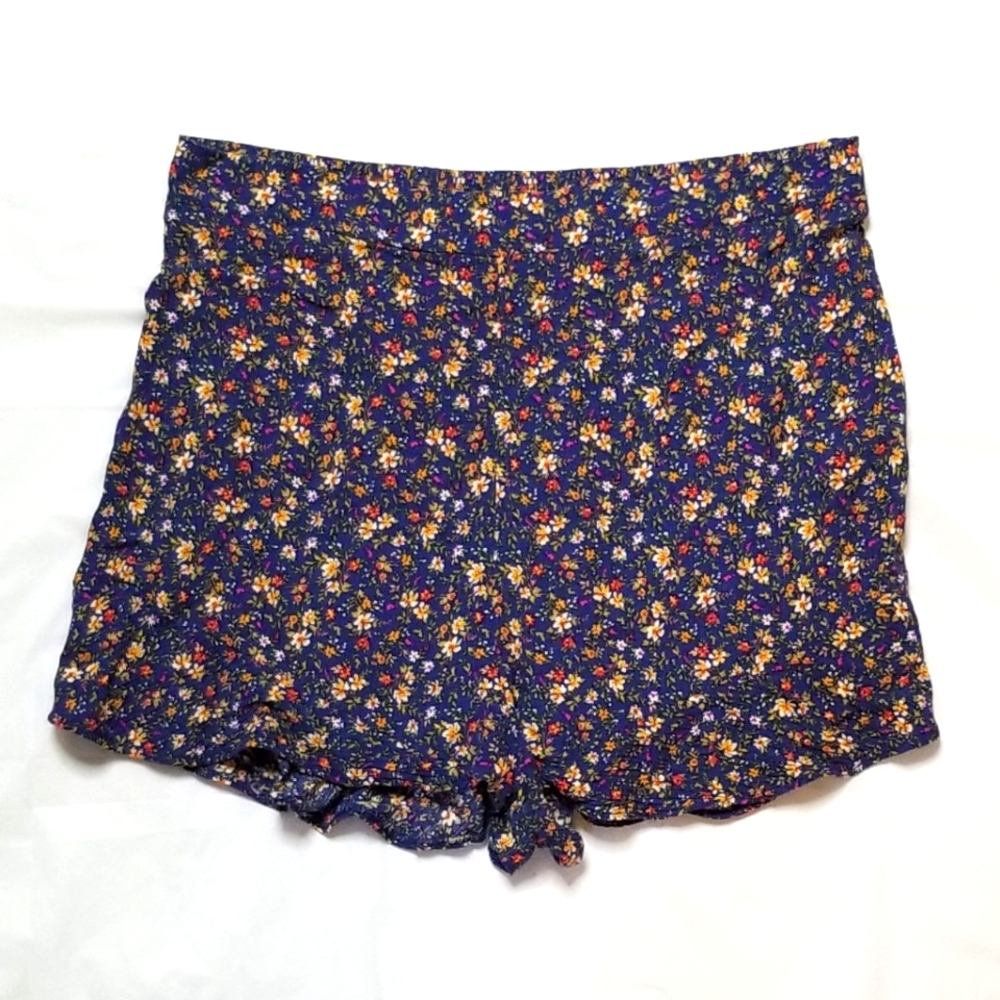 American Eagle Floral Shorts